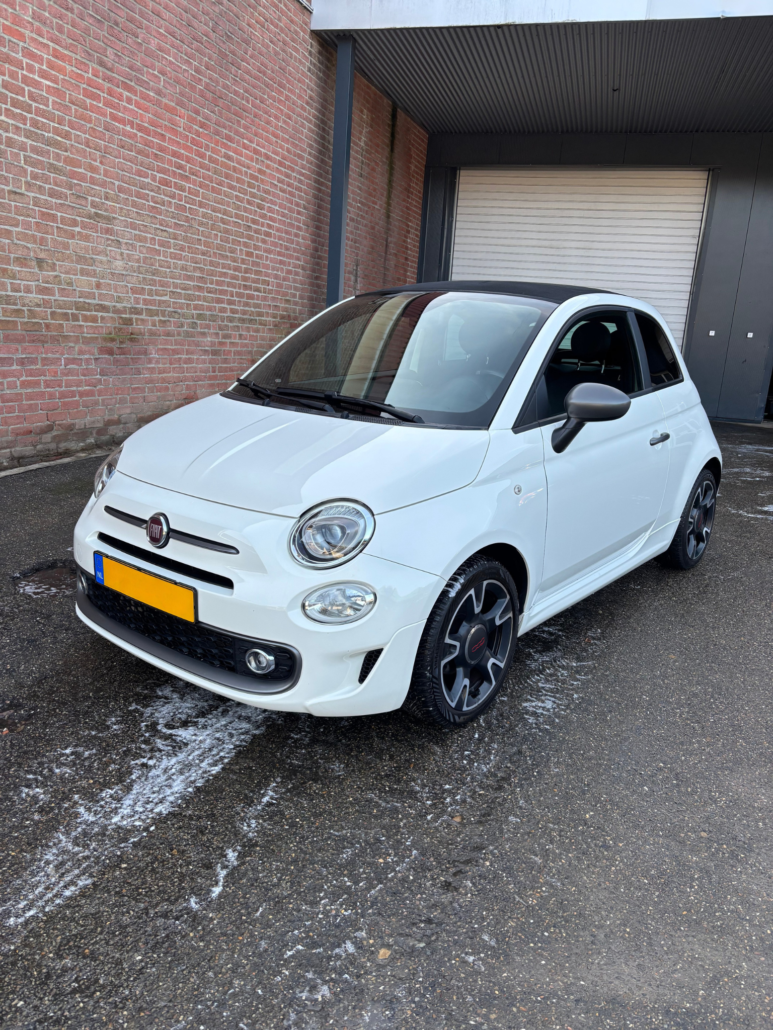 fiat500-detailing-wit-compacte-auto.png